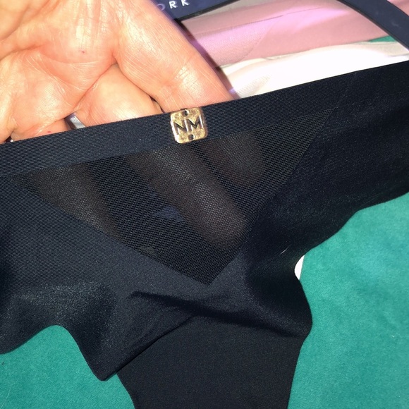 NWT Nicole Miller 5 Pack Thongs Sz M - great stocking stuffer bundles - Picture 2 of 7